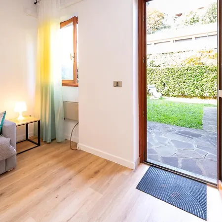 Italian - Azur Iseo Apartament Riva di Solto